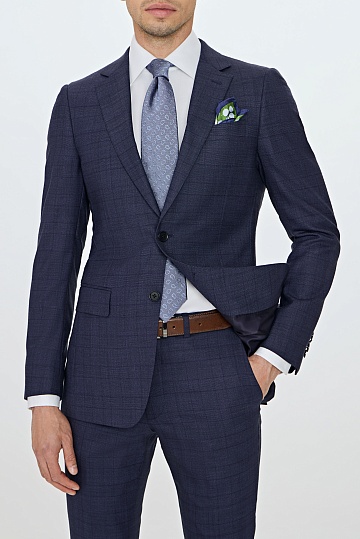 Костюм в темно-синюю клетку