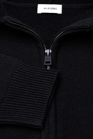 Черный кардиган на молнии с капюшоном