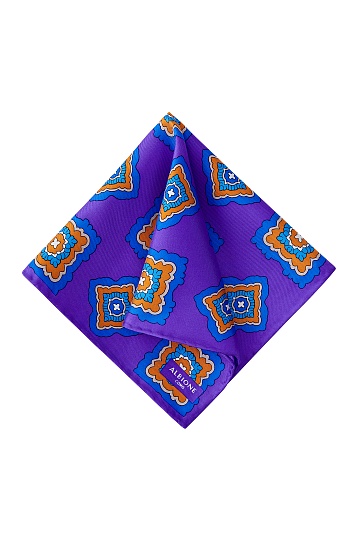 Фиолетовый платок с узором ромбы