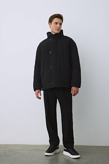 Куртка черного цвета