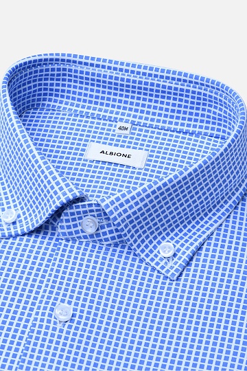 Сорочка голубого цвета в мелкую клетку