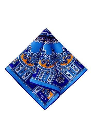 Голубой платок с фиолетовым орнаментом