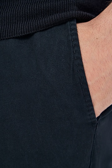 Хлопковые брюки иссиня-черного цвета