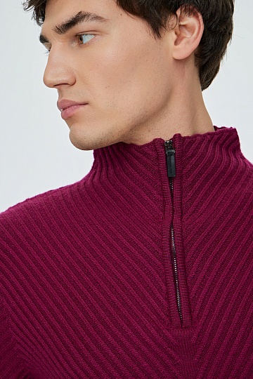 Бордовый свитер с воротником стойкой на молнии
