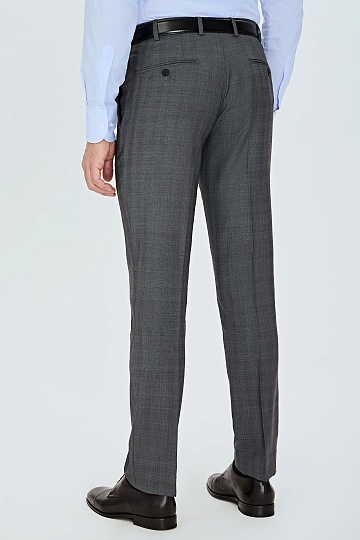 Серые брюки в клетку