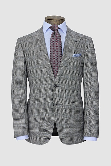 Светло-серый пиджак в клетку