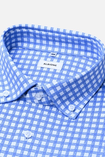 Голубая сорочка в клетку