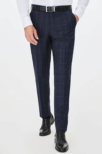 Темно-синие брюки в крупную клетку