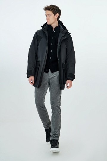 Черная комбинированная куртка на пуху