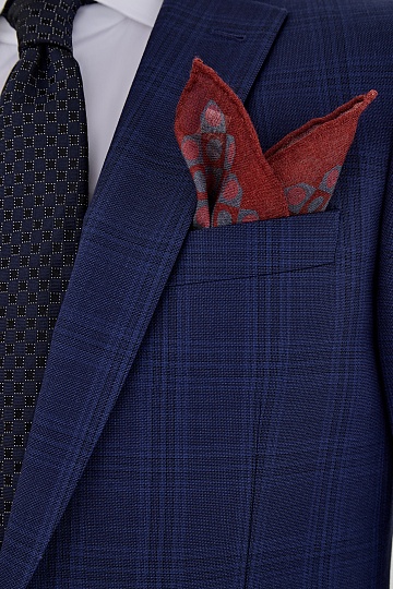 Синий костюм в клетку