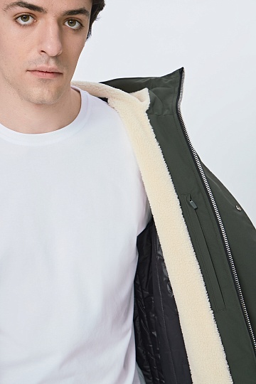 Оливковая парка с мехом