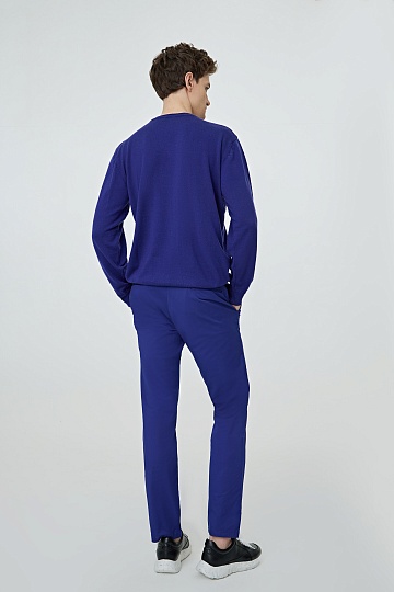 Джемпер синего цвета