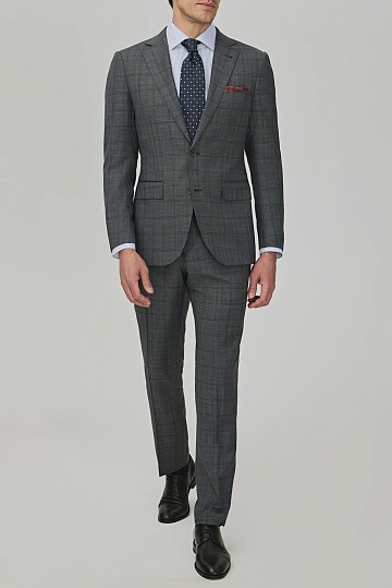 Серый костюм в клетку