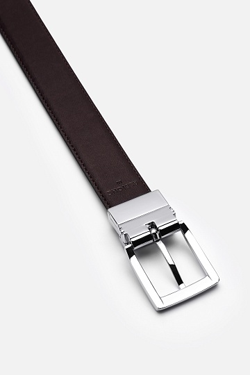 Кожаный ремень черного цвета