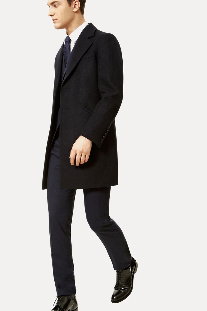 Собираем весенний образ: бомбер или пальто?