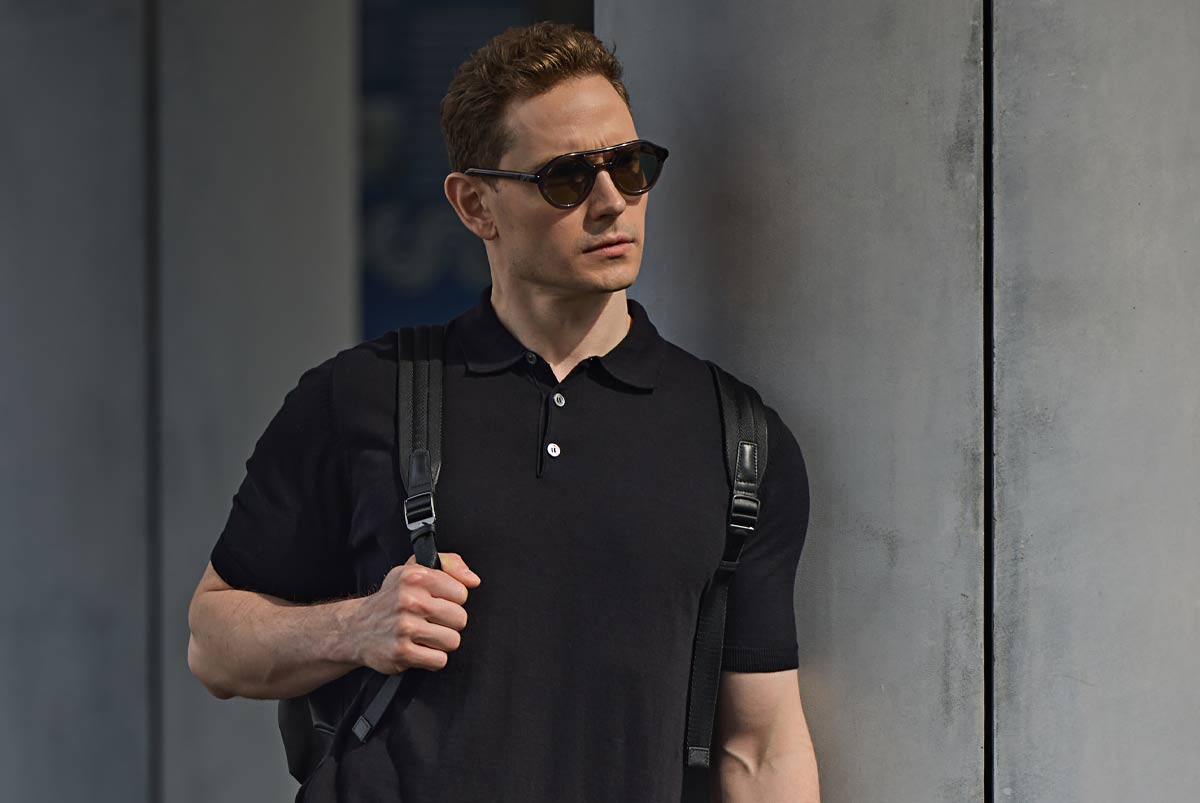 Вещь месяца: черный кожаный рюкзак