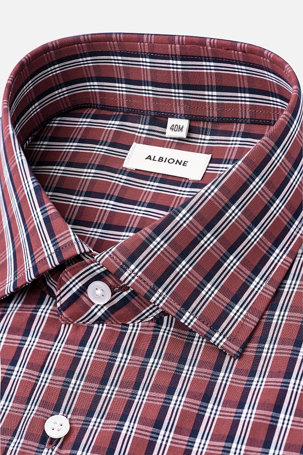 Бордовая рубашка в клетку