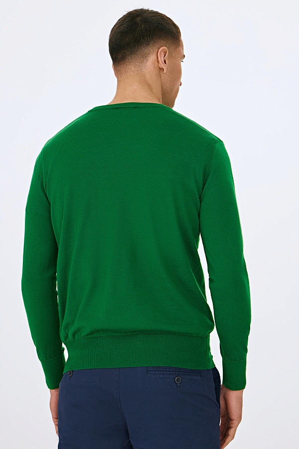 Зеленый джемпер из шерсти