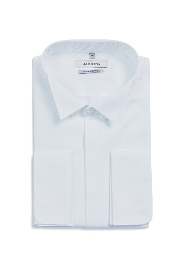 Белая сорочка с двойным воротником