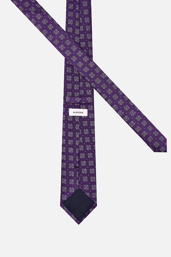 Галстук черного цвета с узором цветы