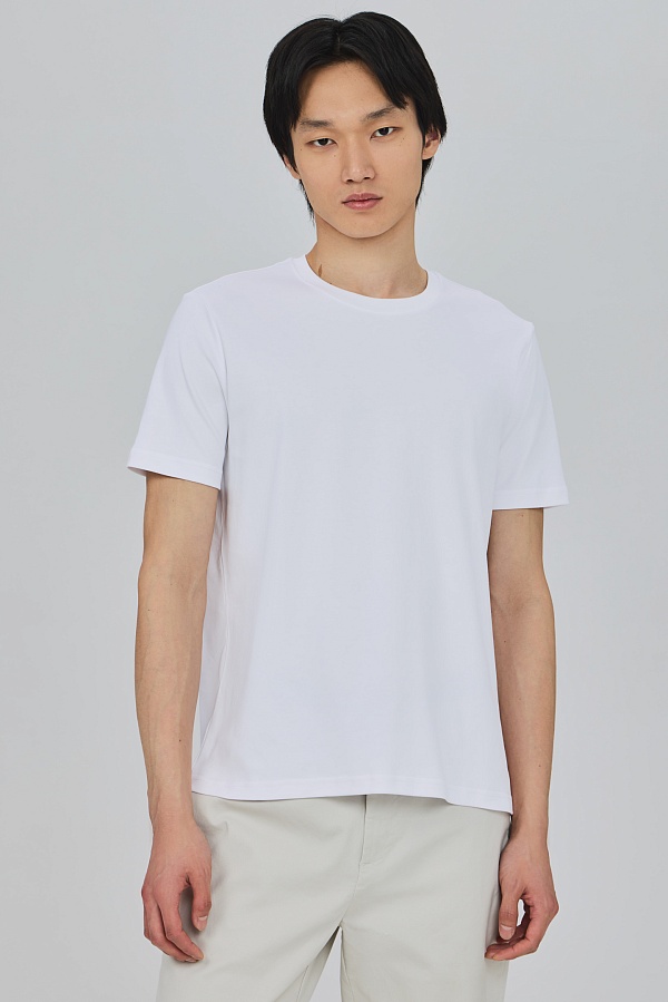 Белая базовая футболка