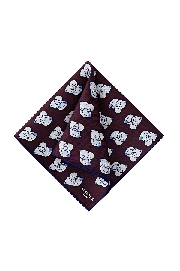 Темно-фиолетовый платок с узором цветы