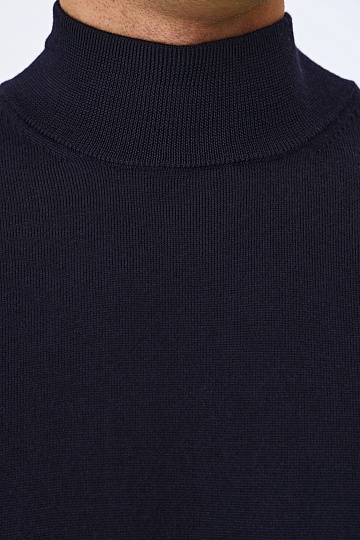 Темно-синий свитер из шерсти