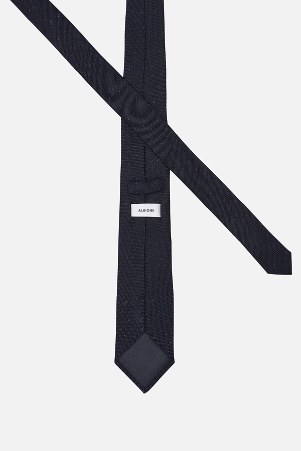 Стильный галстук черного цвета