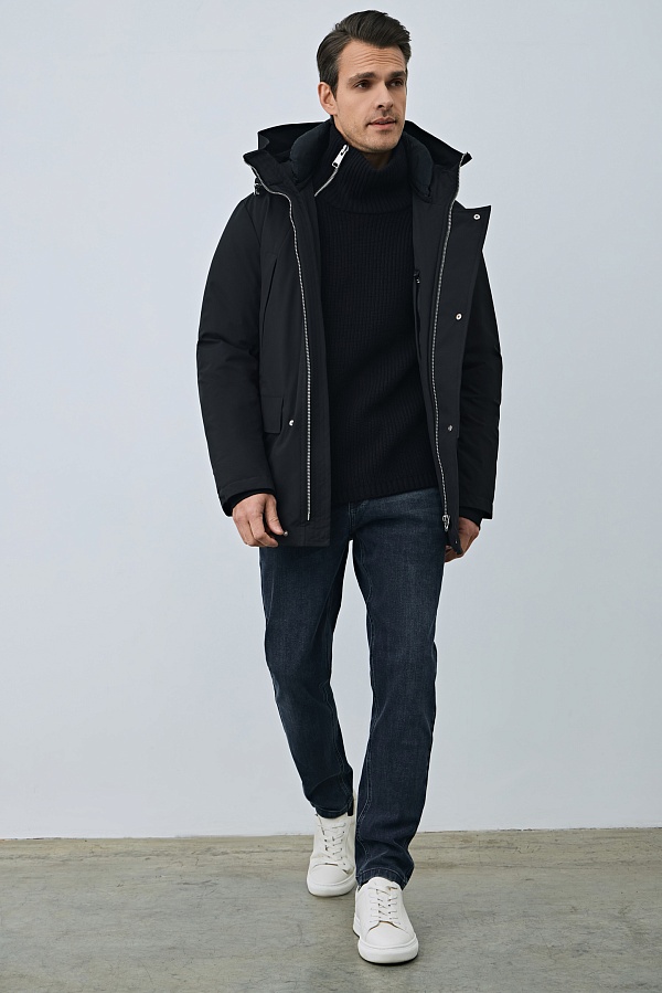 Пуховик с капюшоном, черный