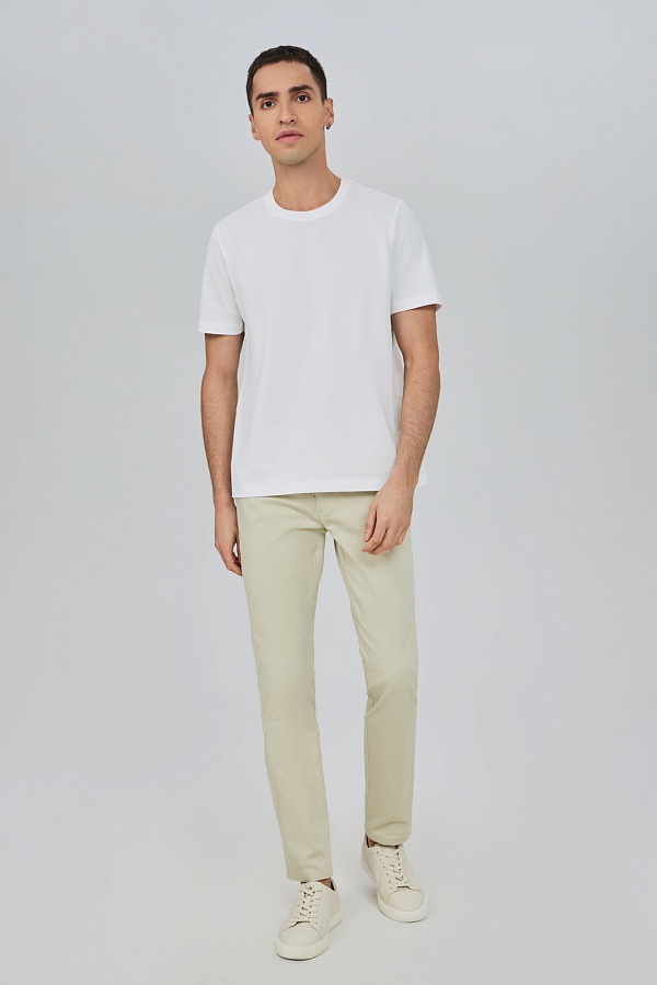 Футболка белого цвета