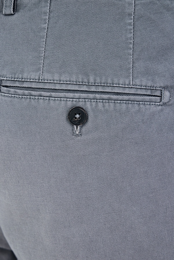 Хлопковые брюки серого цвета