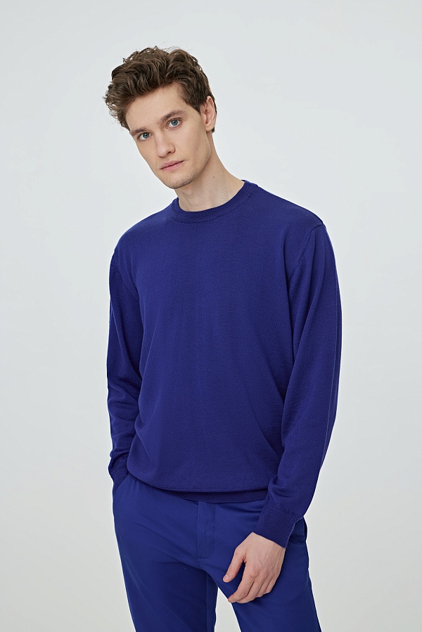 Джемпер синего цвета