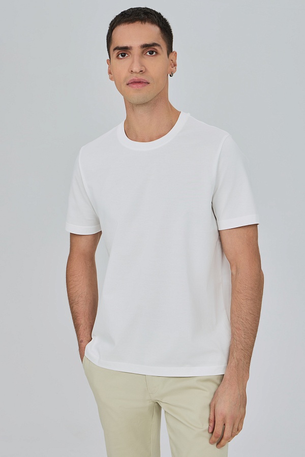 Футболка белого цвета