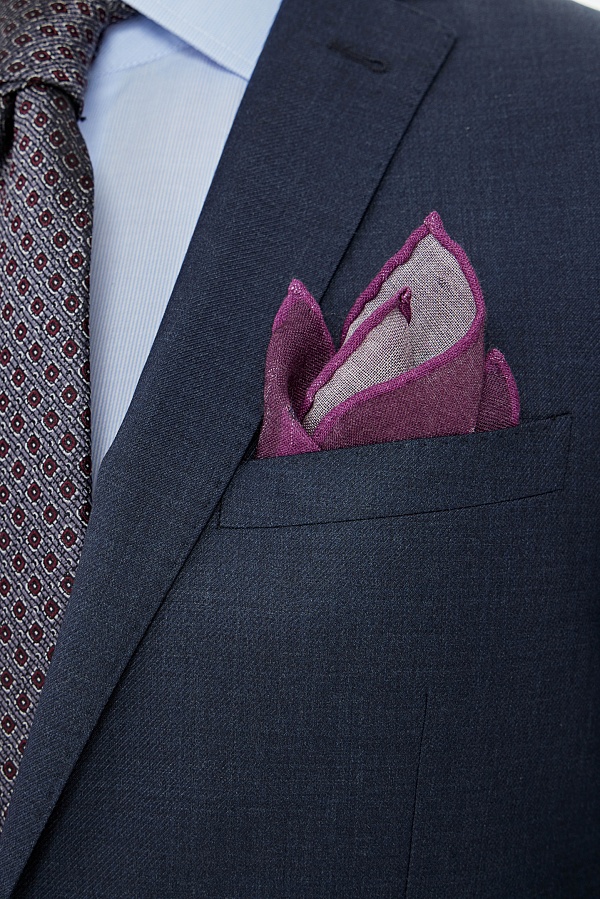 Серо-синий костюм