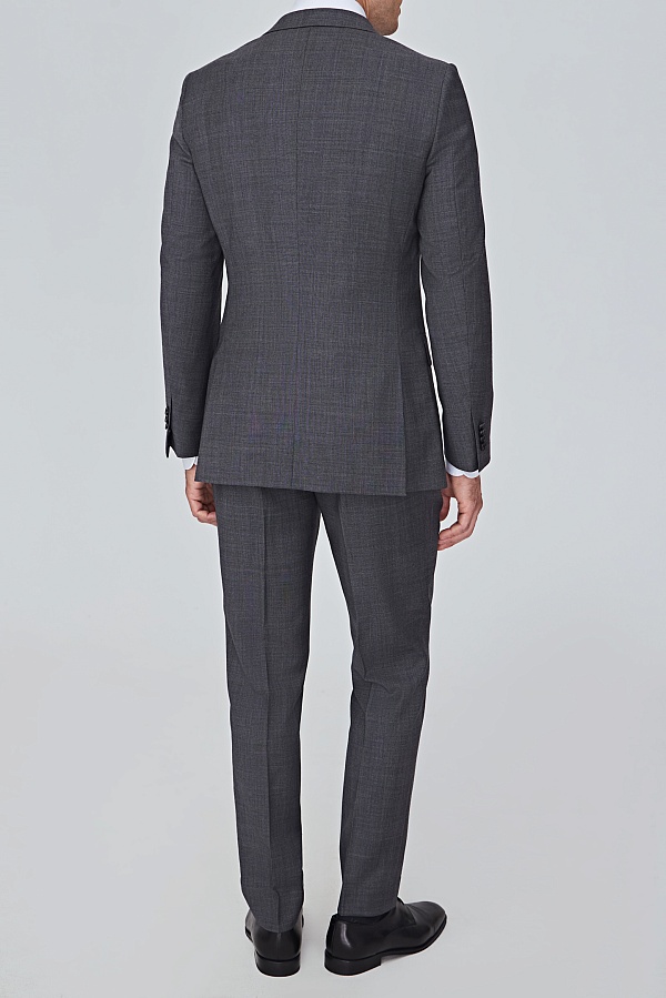 Серый пиджак в мелкую клетку