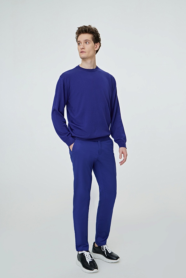 Джемпер синего цвета