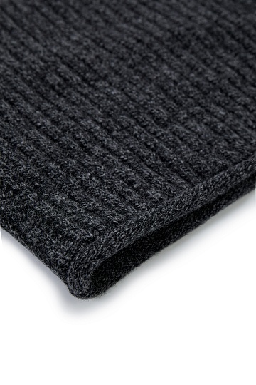 Темно-серый снуд