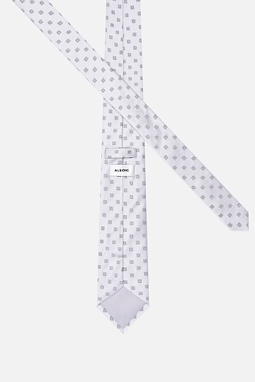 Стильный галстук белого цвета