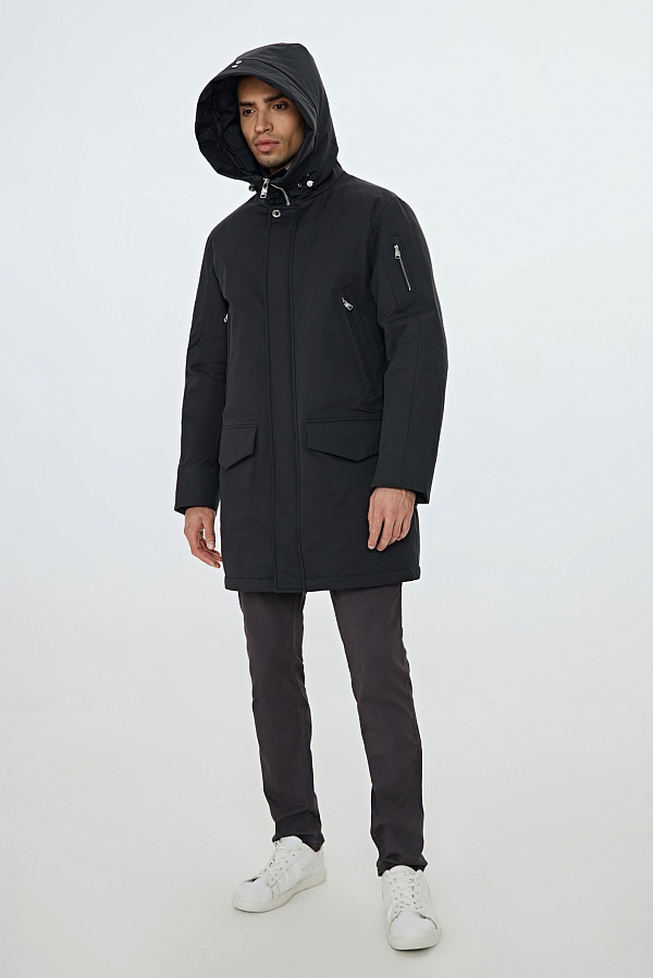 Черная пуховая куртка с капюшоном