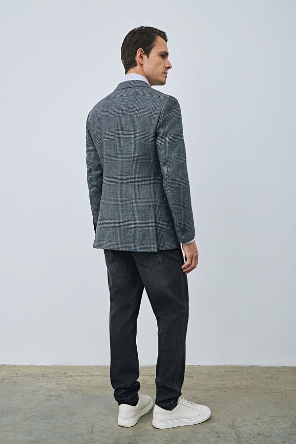 Серый пиджак из шерсти в коричнево-синюю клетку