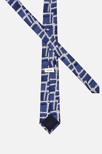 Стильный синий галстук с принтом