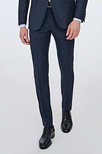 Серо-синие брюки в клетку