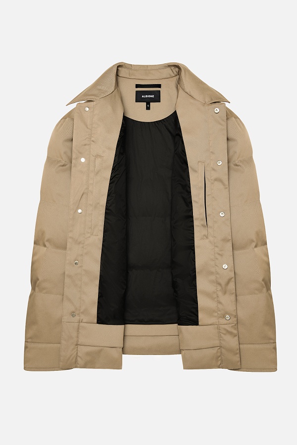 Бежевый ультратонкий пуховик