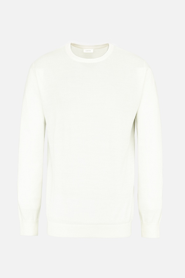 Легкий белый джемпер