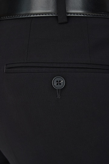 Черные однотонные брюки