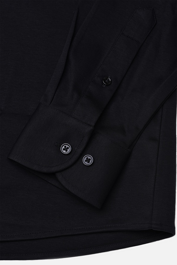 Однотонная черная сорочка