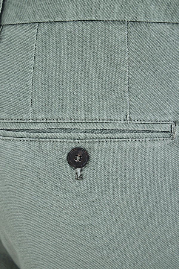 Оливковые хлопковые брюки