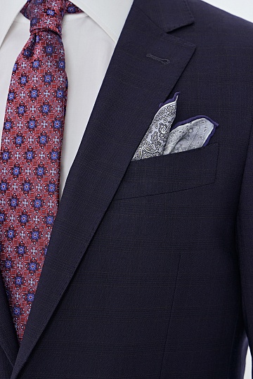 Костюм в темно-фиолетовую клетку