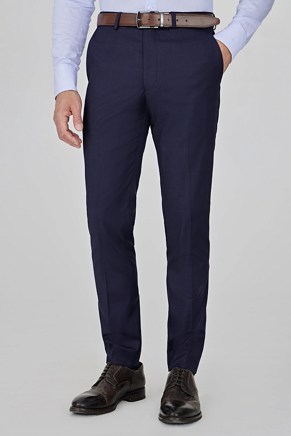 Чернильные брюки в клетку