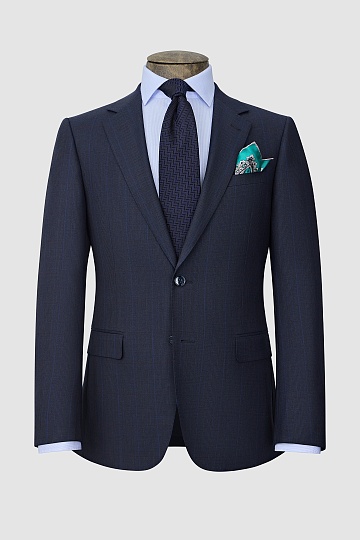 Темно-синий костюм в клетку